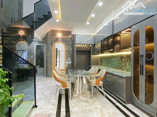 Nhà đẹp 3 tầng - Full nội thất Hòa Xuân - 2