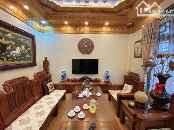 Bán nhà mặt ngõ đường Nguyễn Hoàng -  quận Cầu Giấy - Sổ 52m2 - 5 tầng - MT 6m - Oto đẹp - 2
