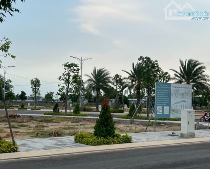 SỔ HỒNG! FULL THỔ NGAY ĐƯỜNG DT769 GẦN SÂN BAY QUỐC TẾ LT, DT:200m2- 1.8 TỶ - 2