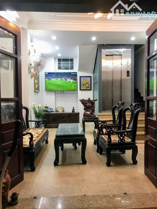 Chính chủ bán nhà riêng ngõ 106 đường Cầu Giấy - Hà Nội diện tích 42m, 6 tầng thang máy - 2
