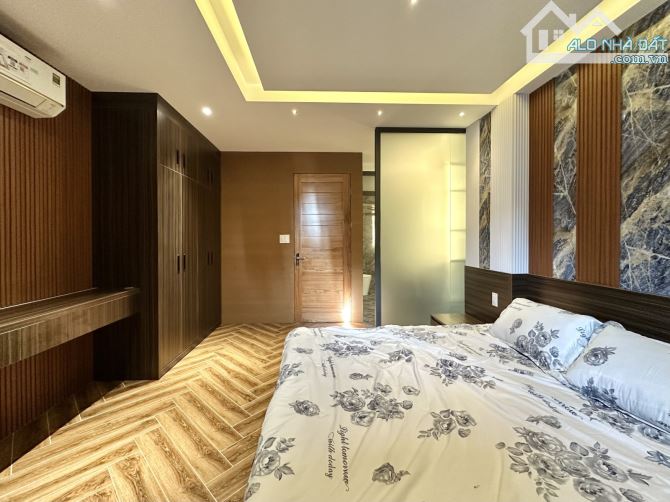 GÒ VẤP - NHÀ MỚI ĐẸP, HẺM Ô TÔ TỚI NHÀ - 4 TẦNG, 2 PHÒNG NGỦ MASTER, TẶNG FULL NỘI THẤT! - 2