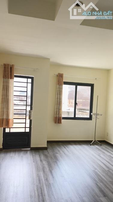 Quận 10-Sư Vạn Hạnh Gần MT- 4 tầng 3PN giá chỉ 7 tỷ hơn. - 2