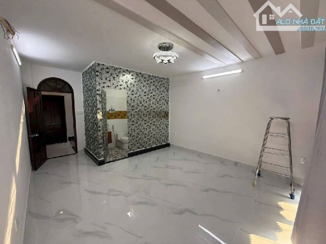 🔥🔥SIÊU PHẨM NHÀ BÌNH TÂN MỚI TINH MẶT TIỀN VIP TÊN LỬA - 90m2 - 5 TẦNG - CHỈ HƠN 12 TỶ🔥 - 2