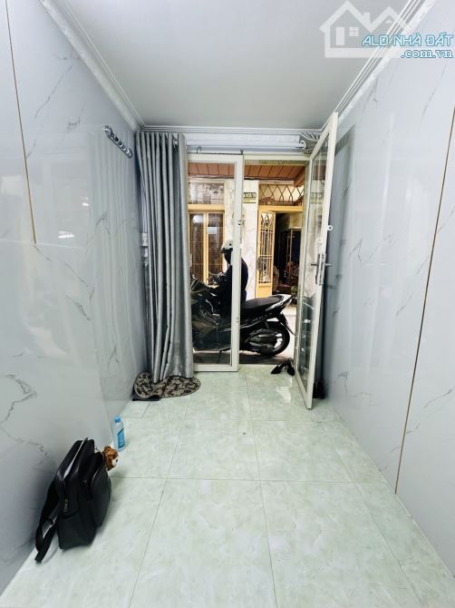 Cư Xá Phú Lâm A, Quận 6, 14m2 công nhận, 2 tầng, hoàn công đủ, chỉ 1.9 tỷ bớt lộc - 2