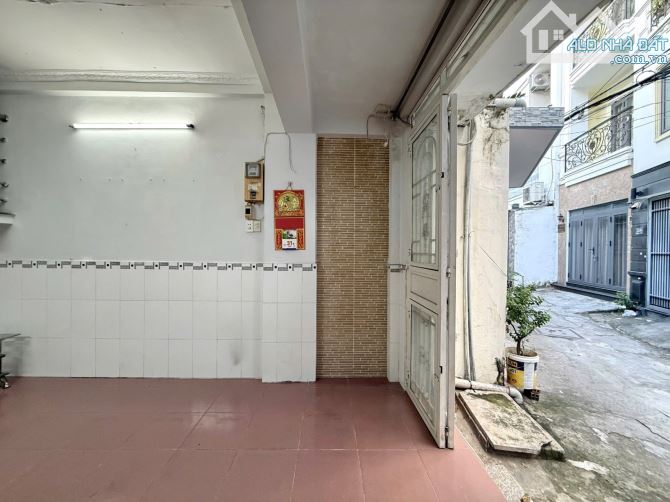 HOÀNG HOA THÁM GẦN PHAN ĐĂNG LƯU BÌNH THẠNH – 45M2 – 3 TẦNG – 4 PHÒNG NGỦ - NHỈNH 5 TỶ - 2