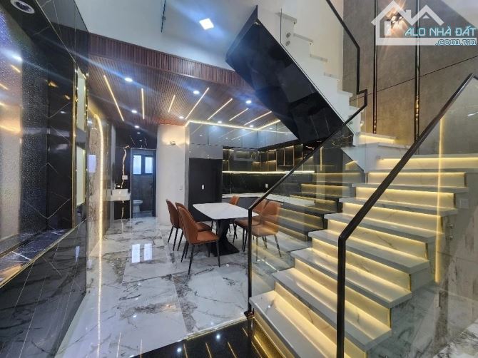 HÀNG HIẾM VỊ TRÍ SIÊU KINH DOANH 4 TẦNG CẠNH GỐC NGÃ TƯ MT ĐƯỜNG 15M5 HÀM NGHI - 2