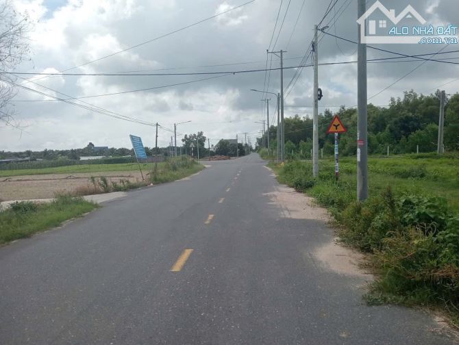 Thị trấn Phước Hải- Mặt tiền đường nhựa rộng 10m 5 × 27 -136m2 . Có 65,1m thổ-980 triệu - 2