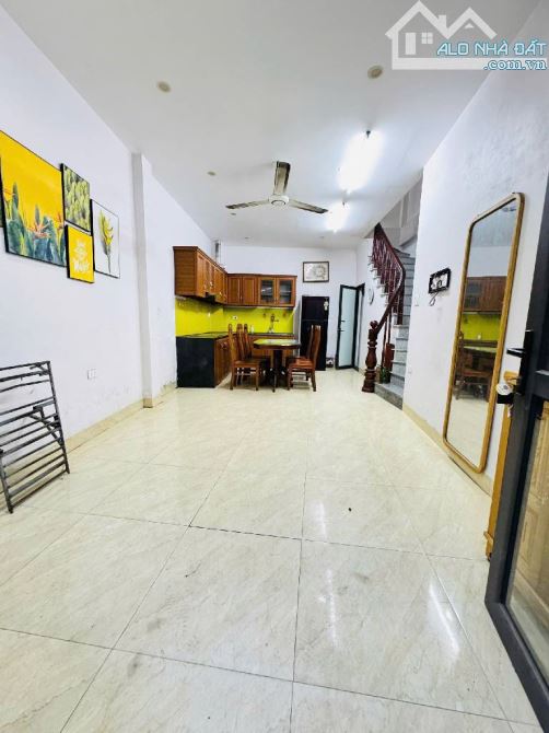 BÁN GẤP NR MỸ ĐÌNH – 35m² x 5 tầng, MT 3.2m – 6.85 Tỷ 🔥 - 2
