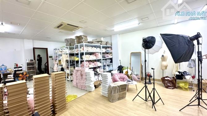 Cho thuê 1.2 tỷ/năm! Mặt phố Tây Sơn, vỉa hè, kinh doanh, thông sàn thang máy, 116m*7T