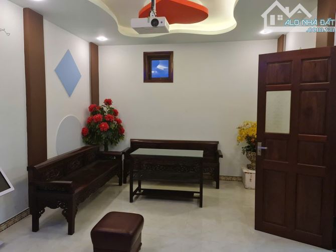 🏡 NHÀ 3 TẦNG – GÓC ĐƯỜNG 5M5 RẺ NHẤT HÒA QUÝ – 100M² CHỈ 5.5 TỶ - 2