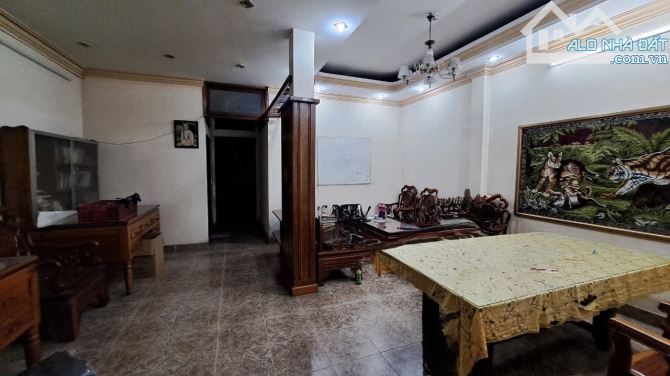 Phan Huy Ích gò vấp 186/202m2 4 tầng giá chỉ 23 tỷ - 2