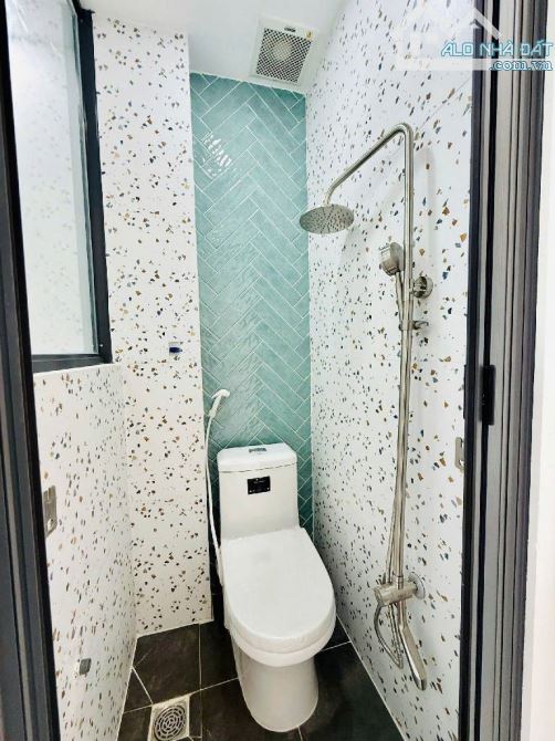 BÁN NHÀ NGUYỄN THỊ TẦN , QUẬN 8, SÁT CHỢ RẠCH ÔNG ,DTSD 32M2,HOÀN CÔNG ĐỦ ,NHỈNH2 TỶ. - 2