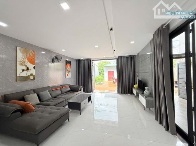 CĂN NHÀ 1 TRỆT 2 LẦU HẺM 473 YMOAN, PHƯỜNG BMT, NHÀ SIÊU TO, BAN CÔNG RỘNG RÃI - 2
