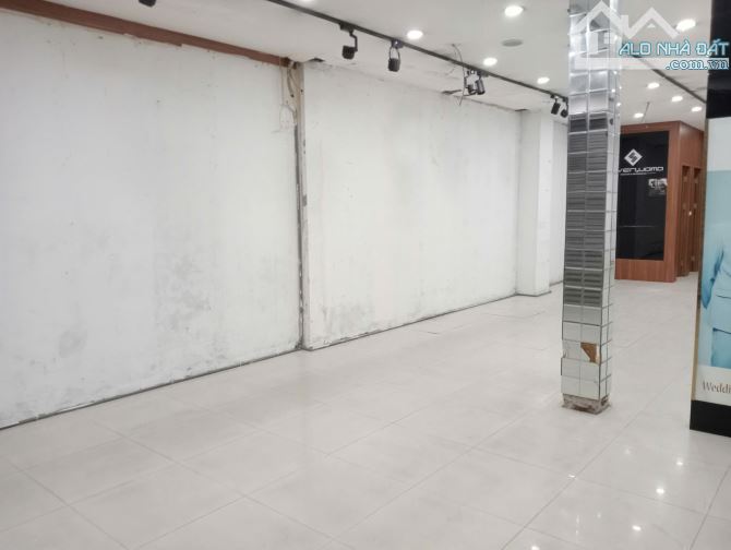 CHẤT !! MBKD DT 101m2 – Giá 51tr – MP Cầu Giấy – MT 6,08m Hà Nội - 2