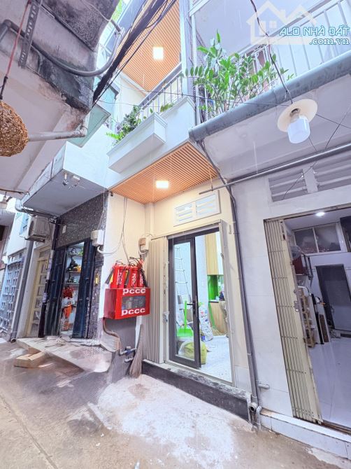THÀNH MỸ - P8 - TÂN BÌNH KẾ QUẬN 10 👉 2.2 tỷ - 2