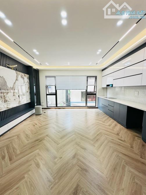 Nhà đẹp 6 tầng Ngọc Trì, Thạch Bàn - Phù hợp gia đình đông thành viên hay đầu tư cho thuê - 2