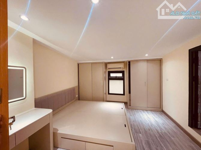 🌟HIẾM NHÀ BÁN! Chỉ 5,25 tỷ tập thể Giảng Võ_Ba Đình_T2_2 thoáng_sổ to 100m2 3pn 3wc 🌟 - 2