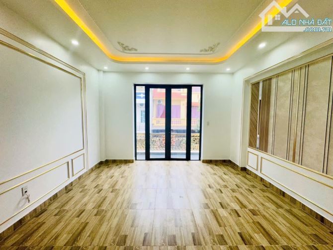 Bán nhà siêu đẹp 5 tầng thang máy khu phân lô Hồng Bàng - 2