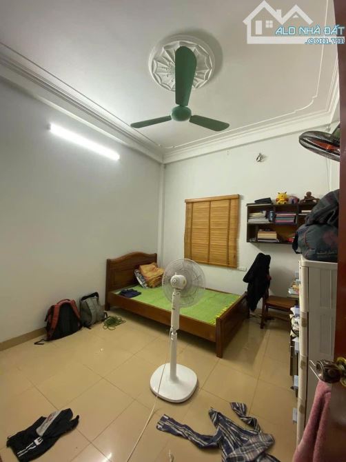 NHÀ BÁN ĐỊNH CÔNG HOÀNG MAI 50M 8,8 TỶ 5 TẦNG MT 3,5M NGÕ THÔNG BA GÁC TRANH GẦN Ô TÔ - 2