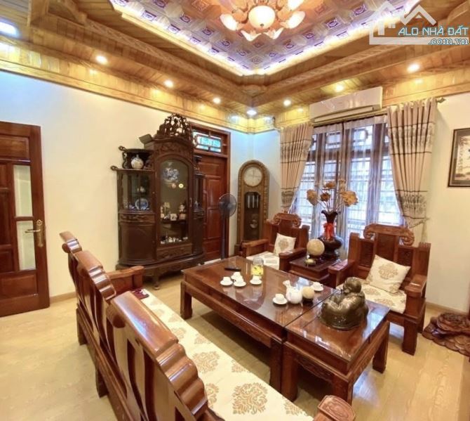 PHỐ NGUYỄN HOÀNG, 5 TẦNG LÔ GÓC- GARA Ô TÔ, NGÕ THÔNG, GẦN PHỐ - 2