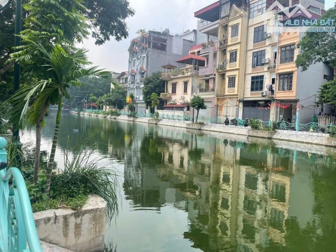 BÁN BIỆT THỰ SÂN VƯỜN VIEW HỒ XANH MÁT PHỐ QUAN NHÂN-THANH XUÂN-DT 180M2 MT10M-GIÁ 42.1 TỶ - 2