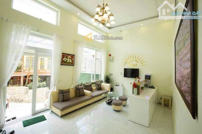 🔥BÁN GẤP KHÁCH SẠN 13 PHÒNG TRONG TUẦN – ĐƯỜNG Ô TÔ NGAY TRUNG TÂM ĐÀ LẠT –CHỈ 8T9 - 22