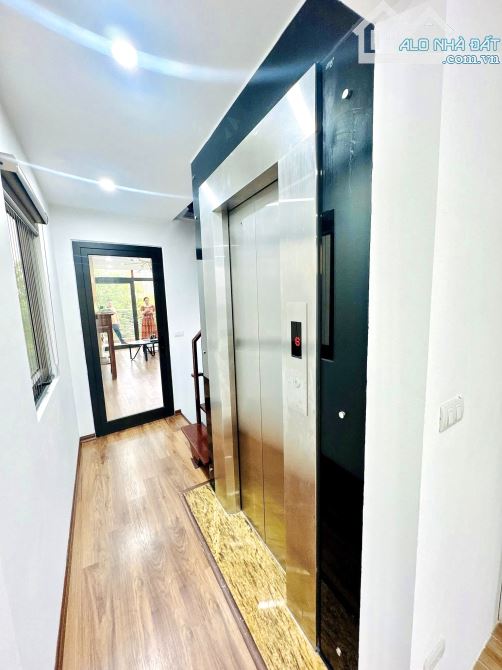 Bán nhà mặt phố Đặng Tiến Đông, view công viên xanh, kinh doanh, 66m2, MT6M, 31 tỷ - 3