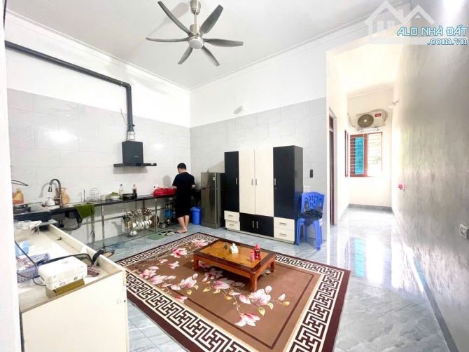 Bán Nhà phân lô, ô tô vào nhà, thôn Quyết Tiến, Vân Côn, Hoài Đức. giá 3,05 Tỷ. DT: 42 m2 - 3
