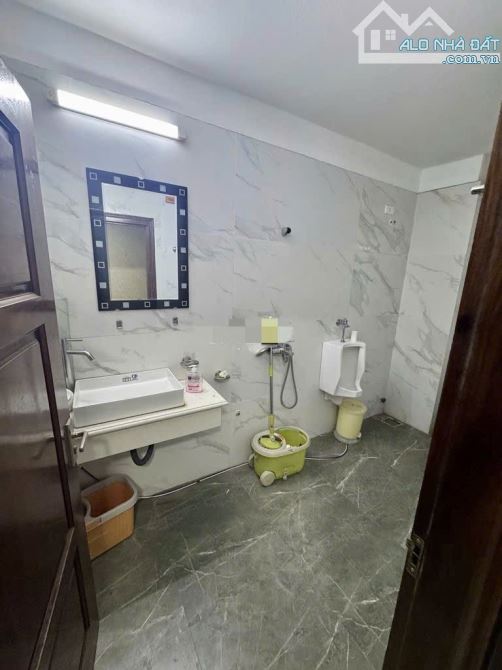 Cho thuê toà VP 90m2*7 tầng ngõ Hoàng Văn Thái, Thanh Xuân - 3