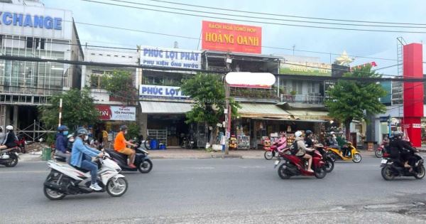ĐI ĐỊNH CƯ CẦN BÁN GẤP NHÀ ĐẤT MẶT TIỀN LÊ DUẨN - DT: 1200m2 (18x60m) - 3