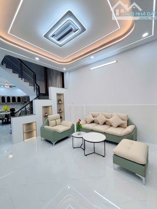 Bán nhà mới đẹp 3 tầng Hương Lộ 2 - giáp Tân Phú, 60m2- 4x16, hẻm xe tải 6m, nhỉnh 6 tỷ - 3