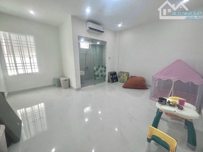 Bán nhà mặt phố, dt100m2; mt5m; đường Đa Mặn 5,5m, giá 12.x tỷ,biển Mỹ Khê Đà Nẵng - 3