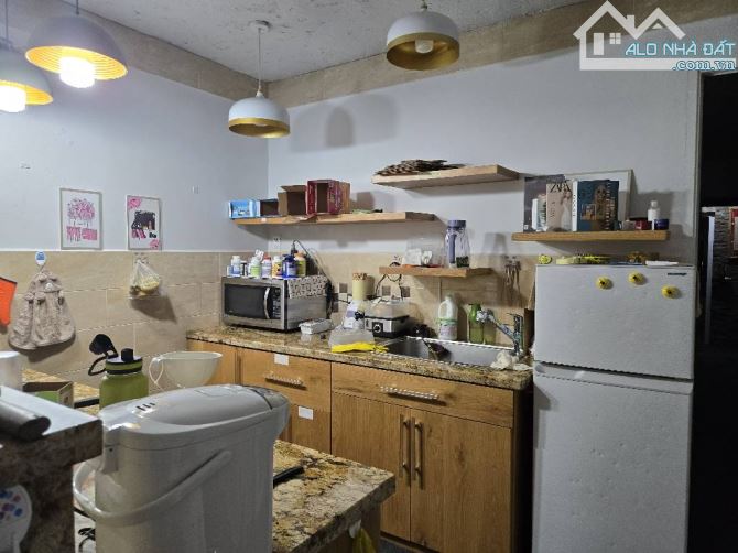 BÁN GẤP NHÀ HẺM XE HƠI VƯỜN LÀI , 76M2 , 4 x 19 , 3 TẦNG . GIÁ NHỈNH 8TỶ - 3