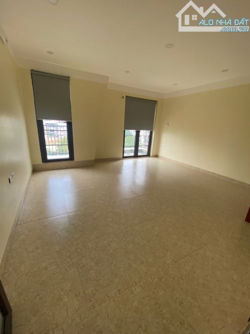 Cho thuê nhà KĐT mới Đại Kim đường Ngiêm Xuân Yêm, Hoàng Mai. DT 90m, 5 tầng, ô tô đỗ cửa. - 3