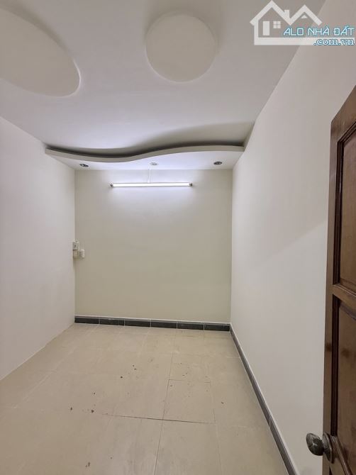 Bán nhà 2 tầng 48m² (4x12), Liên Khu 8-9, Gần Lê Văn Quới, Ngã Tư 4 Xã, Chỉ hơn 4 tỷ - 3