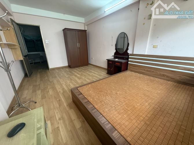 BÁN  CĂN HỘ TẬP THỂ CƠ KHÍ – TẦNG 2, 129 NGUYỄN TRÃI, THANH XUÂN. 80M2 – 2PN. 3,69 TỶ - 3