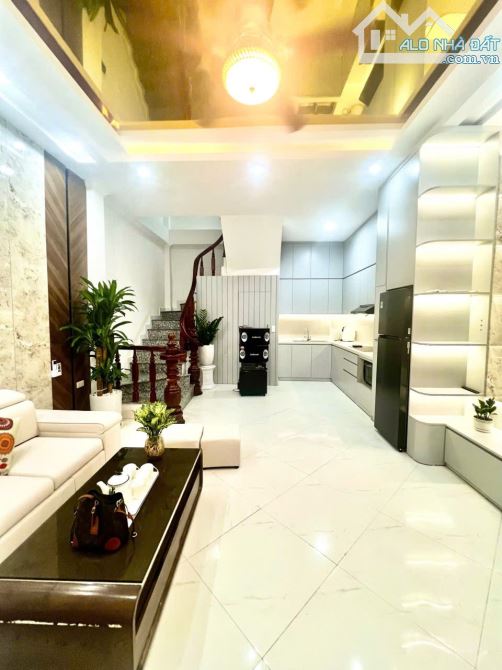 TÔN THẤT TÙNG - TRƯỜNG CHINH - 41M2 - 5 TẦNG - 3 NGỦ RỘNG - 4 WC - TẶNG TOÀN BỘ NỘI THẤT - 3