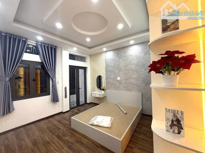 🏠  NHÀ ĐẸP - SỔ ĐẸP- 4 TẦNG - XE HƠI NGỦ TRONG NHÀ - 4X13M- GIÁ NHỈNH 6 TỶ - 3