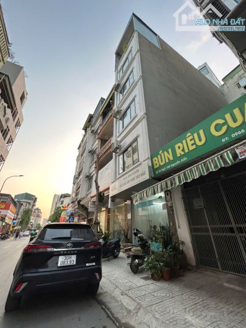 Bán gấp nhà 168 Nguyễn Xiển, Dt 45m2 x 5 tầng 21 tỷ, Vị trí cực Víp- Kinh doanh đỉnh . - 3