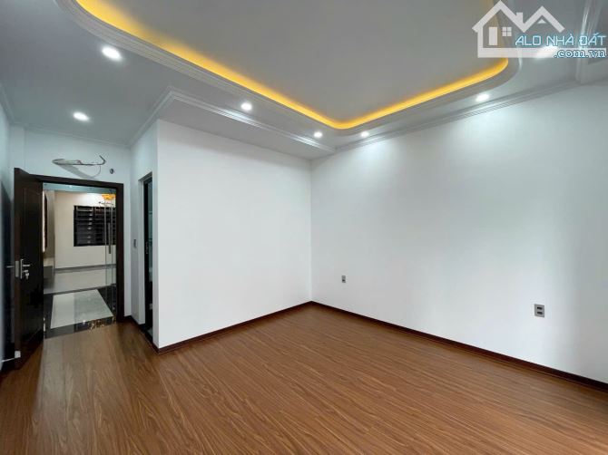 Bán nhà 5 tầng tuyên 2 Lê Hồng Phong Ngô Quyền HP - 3