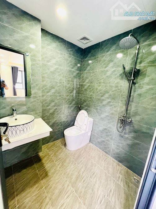 9.1 TỶ - 32M2X5T - MT3.8M - THỊNH QUANG - NHÀ ĐẸP - LÔ GÓC - FULL NỘI THẤT - 15M RA Ô TÔ - 3