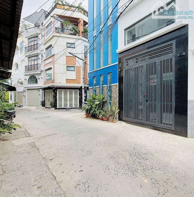 NHÀ 3 TẦNG 4 PHÒNG NÊN CẦN BÁN GẤP ĐỔI NHÀ KHÁC NHỎ HƠN - 3