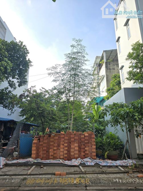 13,5 tỷ TL, Đất mặt tiền ngay Trương Văn Bang, UBND Tp Thủ Đức 5,7x17,5 CN 100m2 - 3