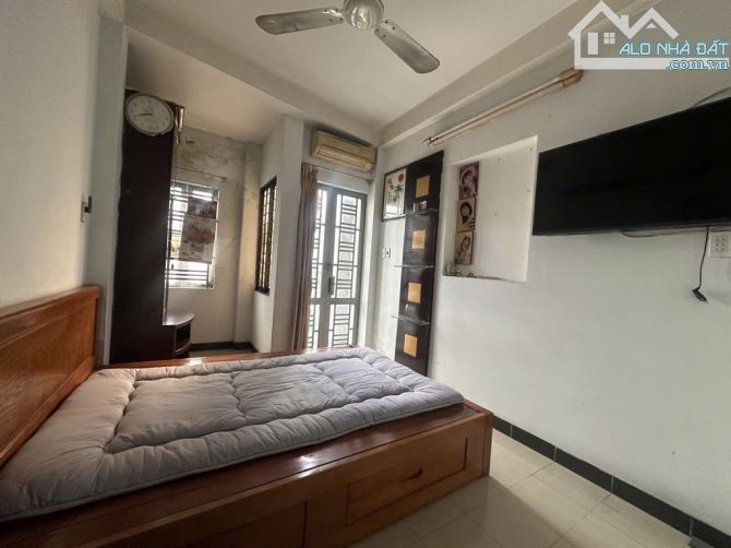 5 TẦNG HUỲNH VĂN BÁNH BTCT 55 M2 4 X 13 HOÀN CÔNG ĐỦ CHỈ NHỈNH 8 TỶ - 3