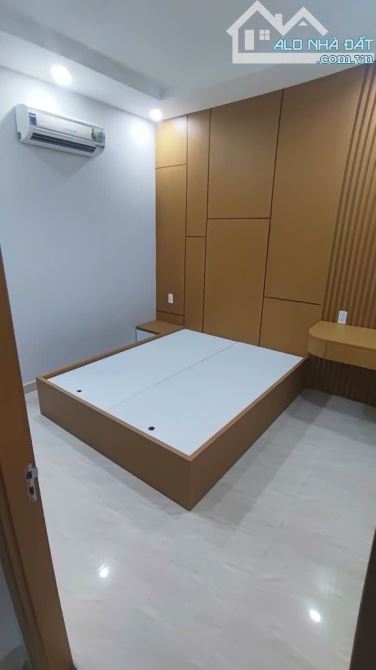 5 TẦNG-HẺM XE HƠI- LÊ ĐỨC THỌ -P.13- GÒ VẤP-DT: 6*9.5M- 8 TỶ - 3