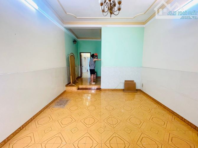 Hẻm 6m Phổ Quang, ngay BV Tâm Anh, 3 tầng, 4 phòng ngủ, 4.2x16m vuông, chỉ 13 tỷ nhỉnh - 3