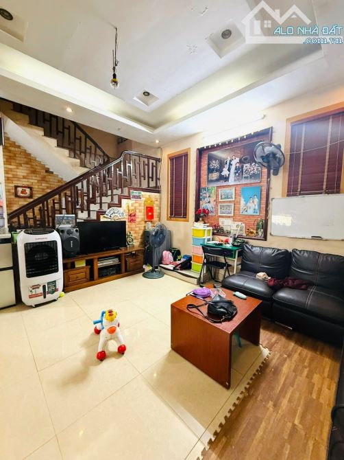BÁN NHÀ NGÕ 8 LÊ QUANG ĐẠO NAM TỪ LIÊM - NGÕ Ô TÔ KINH DOANH GIÁ ĐẦU TƯ: DT 78M2 - 16.2 TỶ - 3