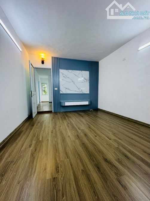 Bán tập thể Thanh Xuân Bắc 2 ngủ riêng - 90m2 - nhà đẹp ở ngay - 3