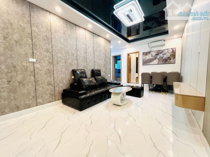 BÁN  CĂN HỘ TẬP THỂ KIM LIÊN, TẦNG 4, 28 LƯƠNG ĐỊNH CỦA, ĐỐNG ĐA. 80M² – 3PN. 3,79 TỶ - 3