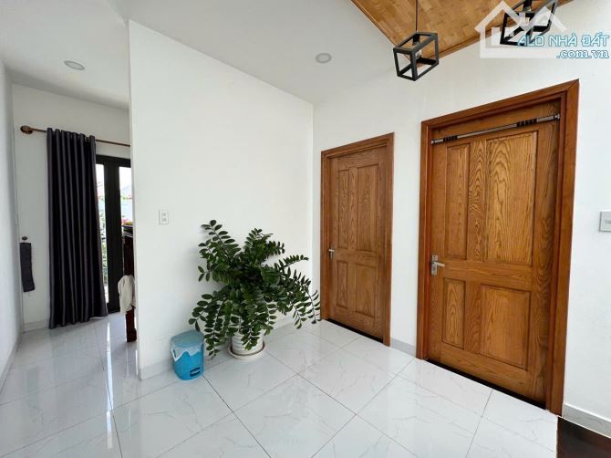 Bán nhà 2 mặt tiền khu Vĩnh Điềm Trung - Oto vô tận nhà - 3